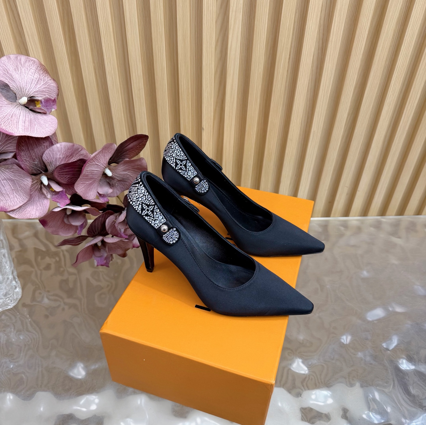 Women's high heels
